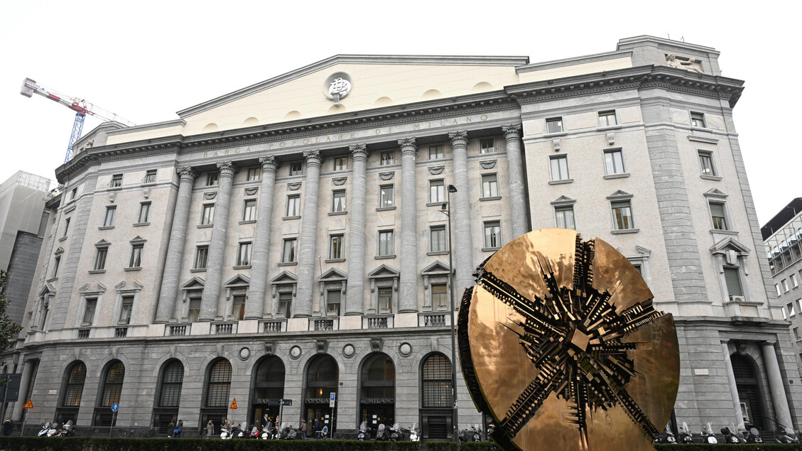 Allarme della CGIL: il consolidamento tra le banche non dovrebbe avvantaggiare solo gli azionisti.